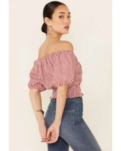 Beyond The Radar Women's Gingham Off-Shoulder Peasant Crop Top  -Ariat || Corral || Dan Post Store 2000343879 600 P4