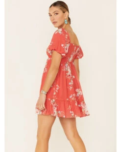 A Collective Story Women's Coral Floral Peasant Tiered Dress -Ariat || Corral || Dan Post Store 2000346388 850 P4