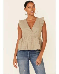 Wishlist Women's Gucci Eyelet Ruffle Surplice Short Sleeve Babydoll Top 