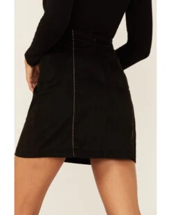 Shyanne Women's Black Embroidered Faux Suede Mini Skirt 6 Shyanne Women's Black Embroidered Faux Suede Mini Skirt -Ariat || Corral || Dan Post Store 2000351352 001 P3