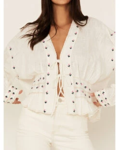 Free People Women's Kizzy Embroidered Top -Ariat || Corral || Dan Post Store 2000371746 100 P3