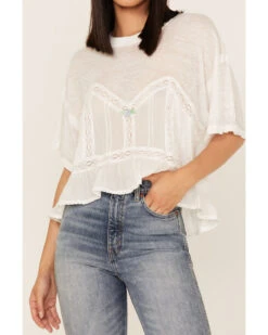 Free People Women's Fall In Love Tee -Ariat || Corral || Dan Post Store 2000376773 103 P3