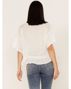 Free People Women's Fall In Love Tee -Ariat || Corral || Dan Post Store 2000376773 103 P4