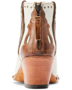 Ariat Women's Greeley Booties - Snip Toe -Ariat || Corral || Dan Post Store 2000384085 100 P3